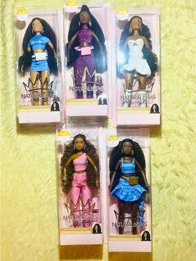2025 Naturalistas Doll Bundle - All 5 Fashion Dolls